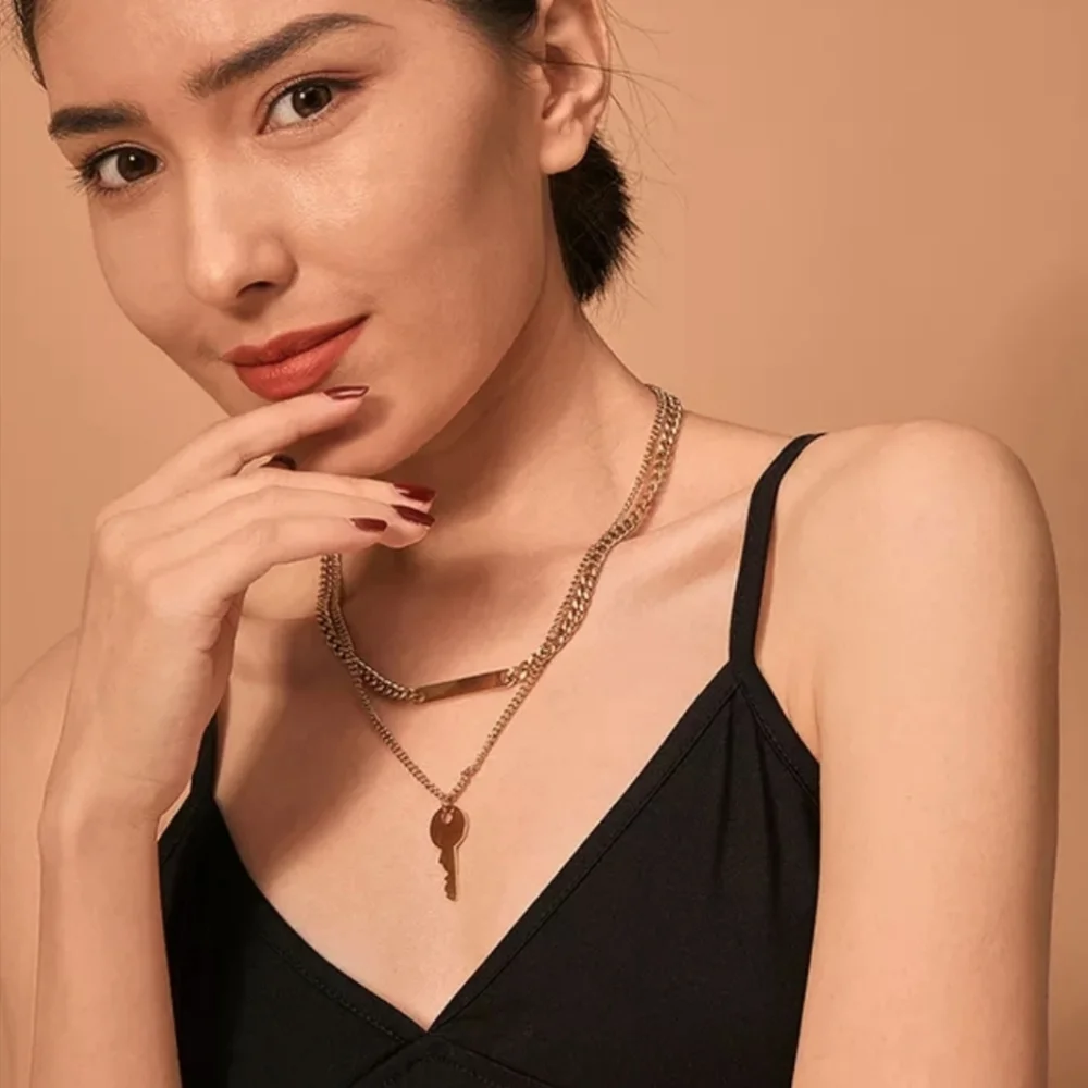 Trendy Key Layered Necklace - Picture 5 of 5